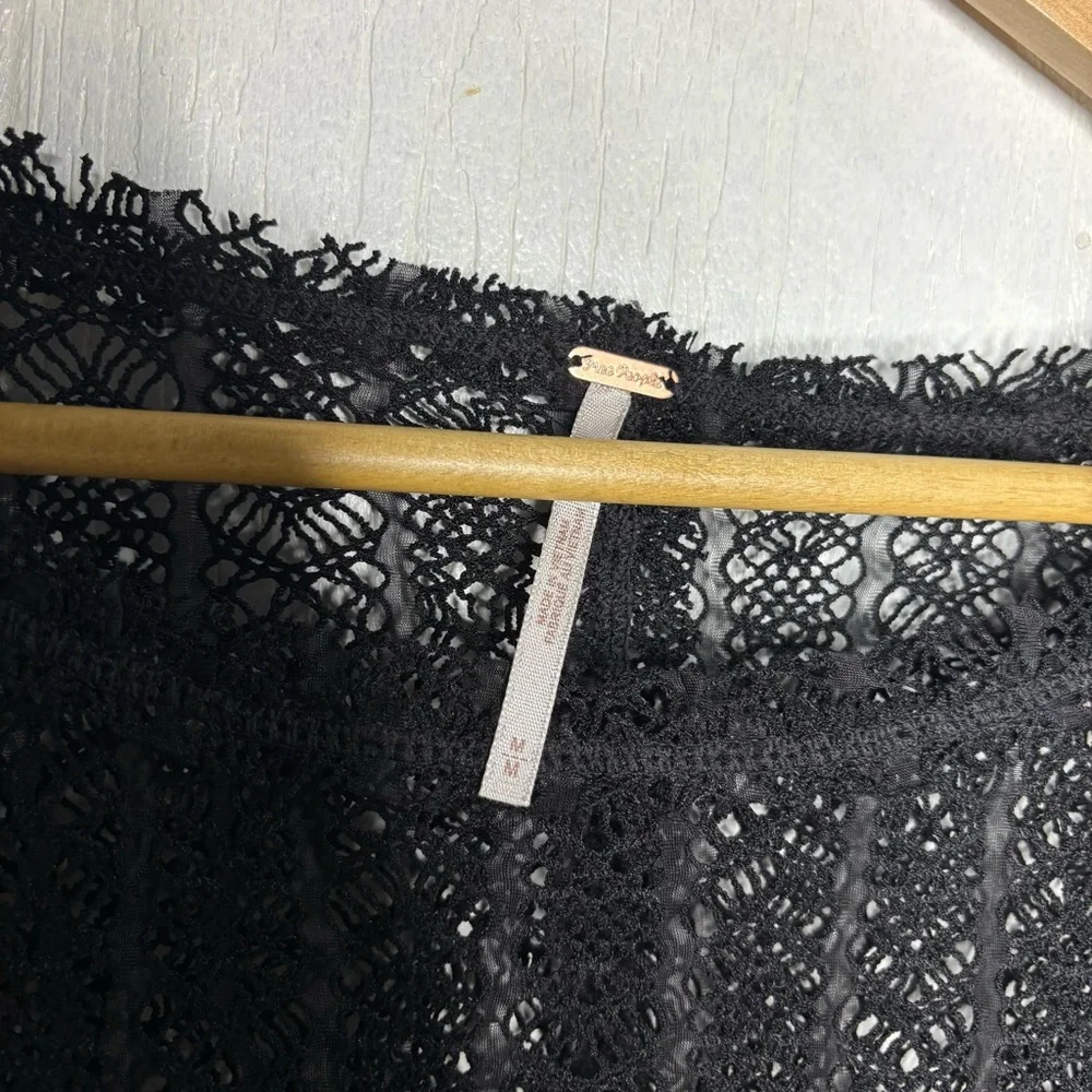 NWT Free People On the Road twisted lace top black size medium